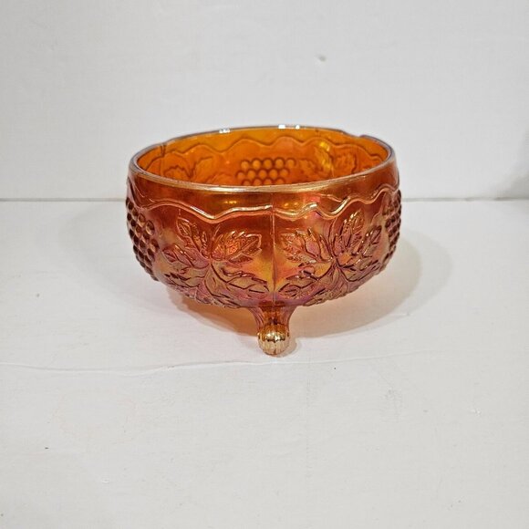 Pink Marigold Carnival Glass Vintage Grape Delight Footed Bowl (Possible Fenton) - Picture 2 of 7